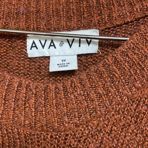 Rust Sweater - Picture 2 of 2